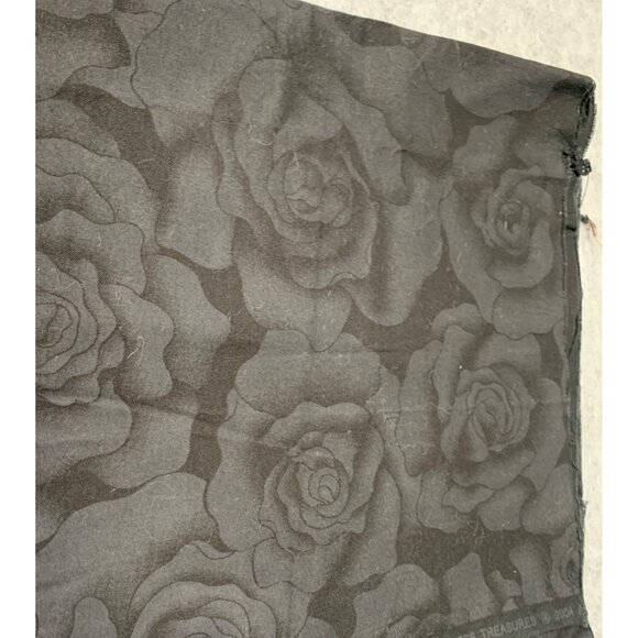 Timeless Treasures Black Rose Pattern Fabric 1/4 yard x 44" Cotton Floral Crafti - Picture 1 of 4